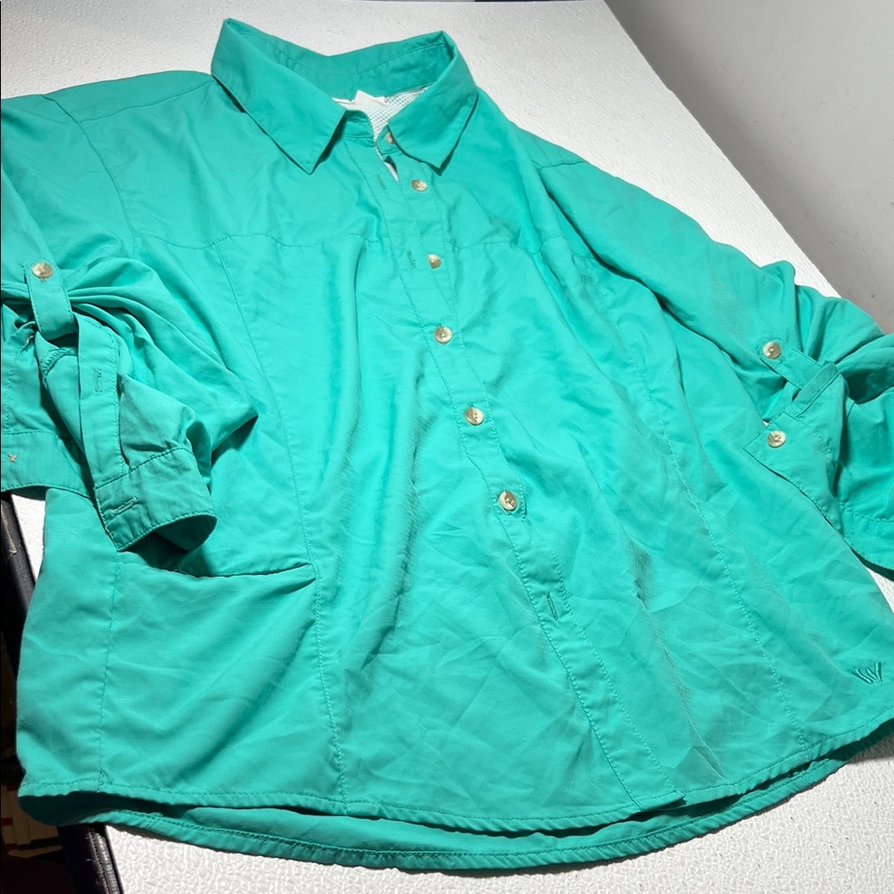 White Sierra Women's Casual Button-Down Shirt in Teal